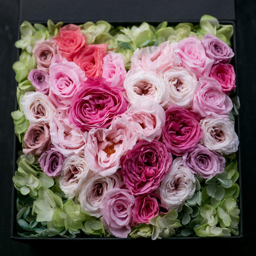 プリザーブドフラワーハート型ボックスの写真