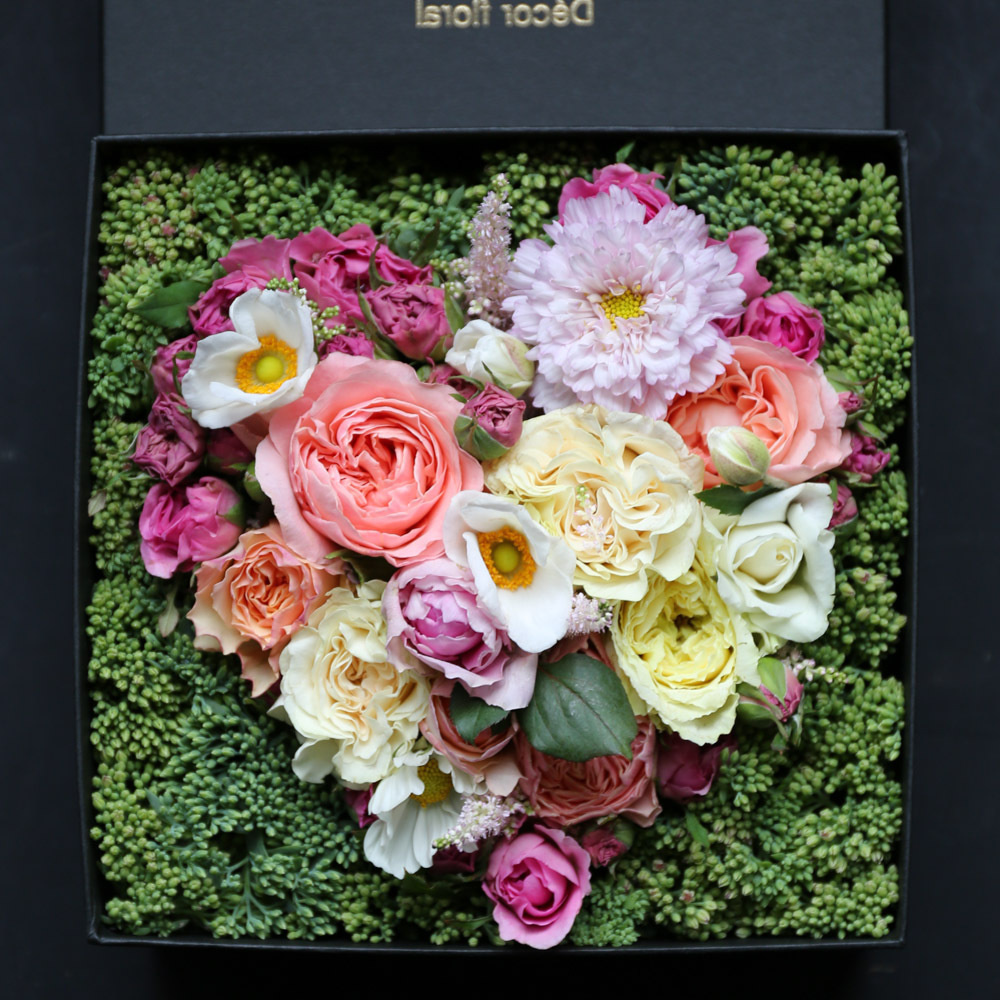 ハートフラワーボックスの写真