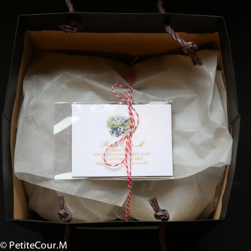 フラワーボックスのラッピング写真