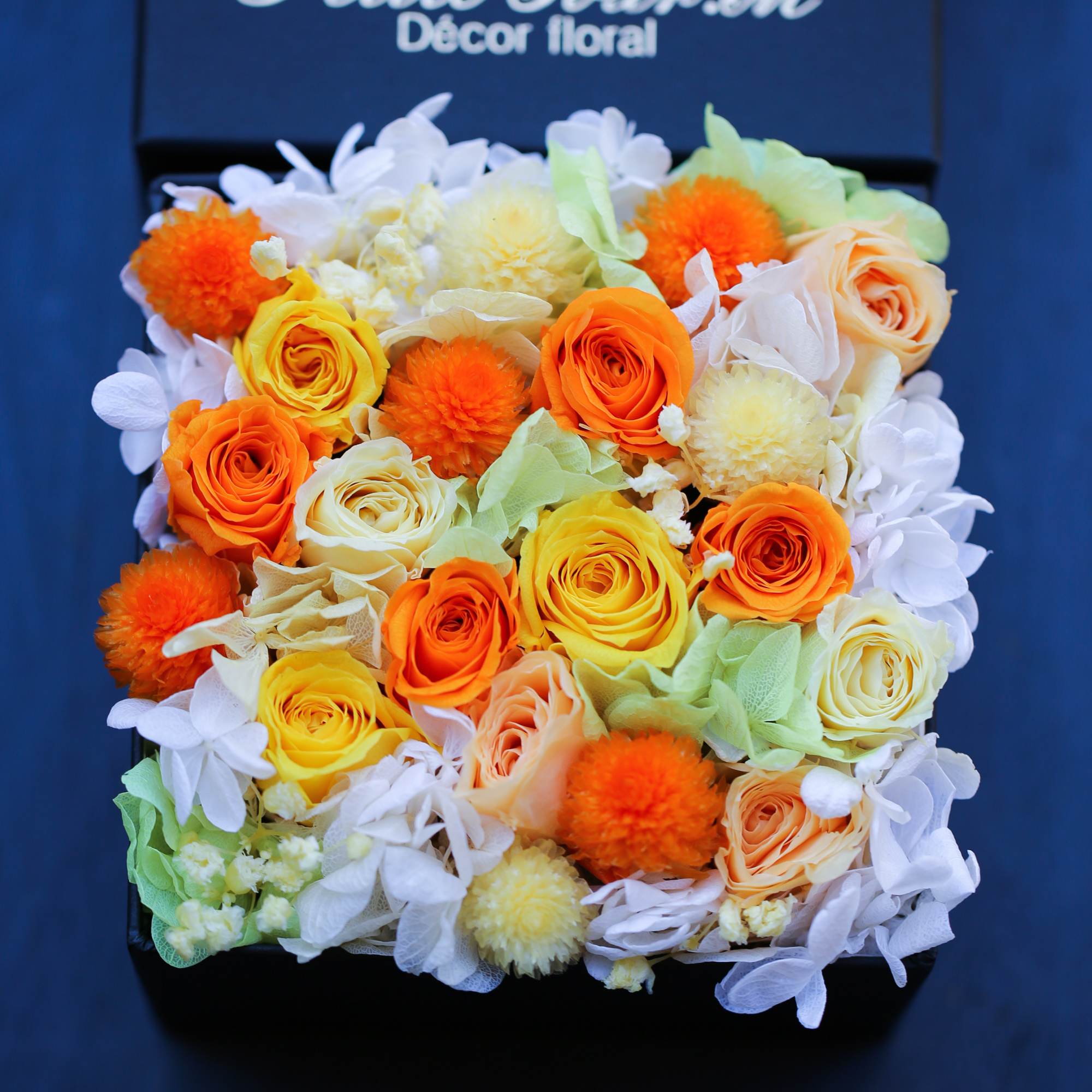 プリザーブドフラワーハート型ボックスの写真