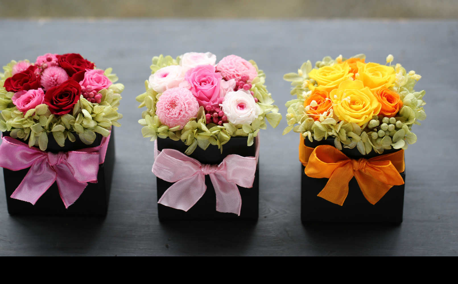 プティークール・エーム　フラワーボックス のキューブ写真